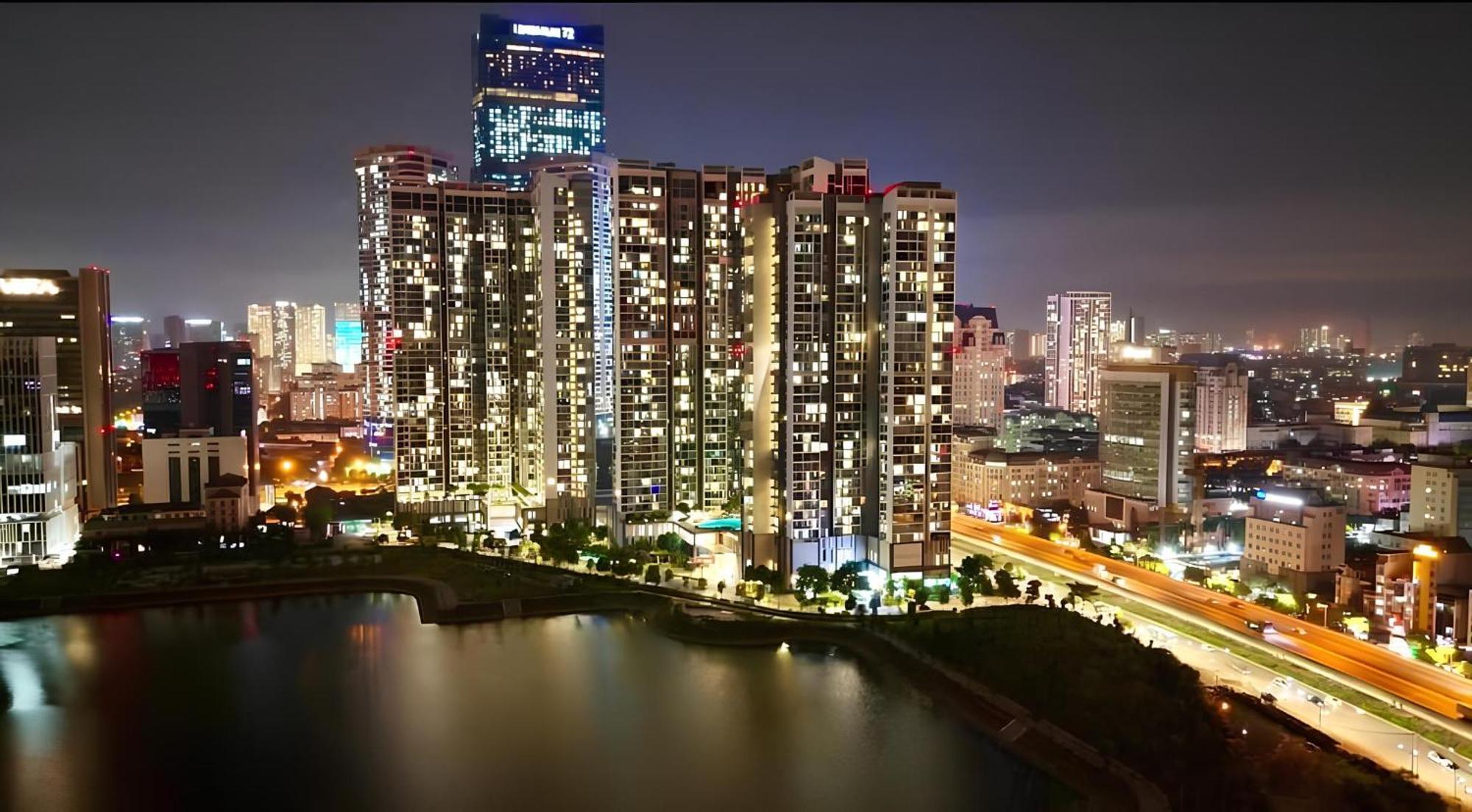 Nanahousing-Vinhomes Skylake-Luxury Apartment Near Keangnam Hanoi Exterior photo
